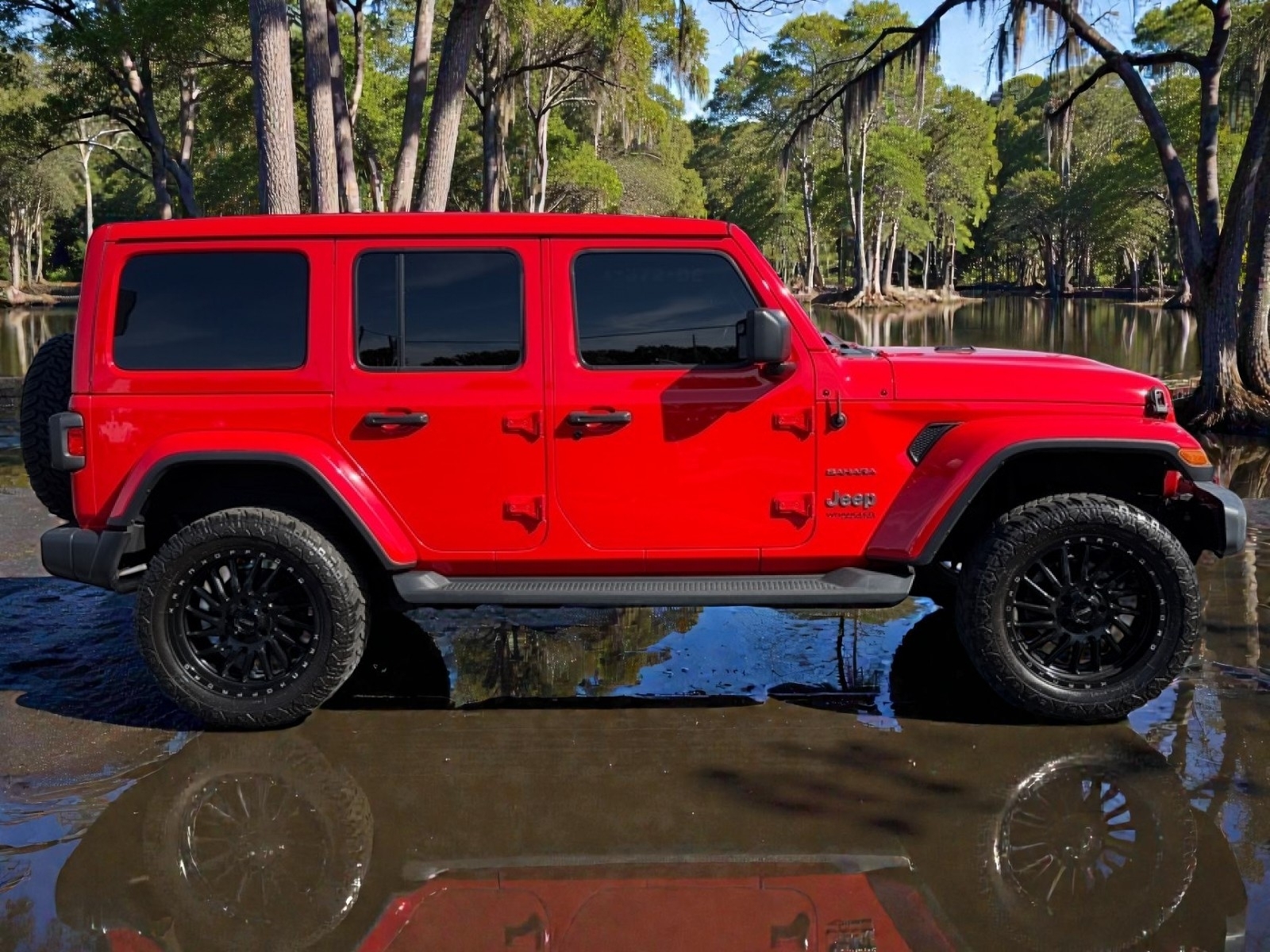 2020 Jeep Wrangler Unlimited Sahara - Photo 9