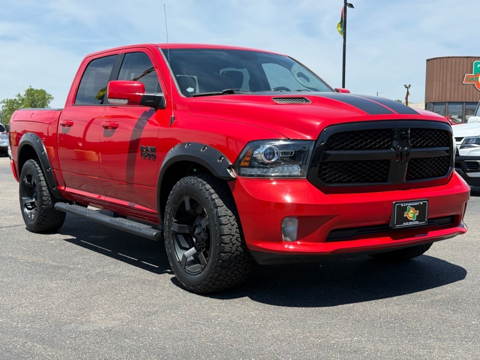 View vehicle photo 2