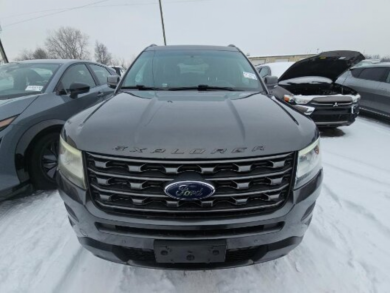 View vehicle photo 2