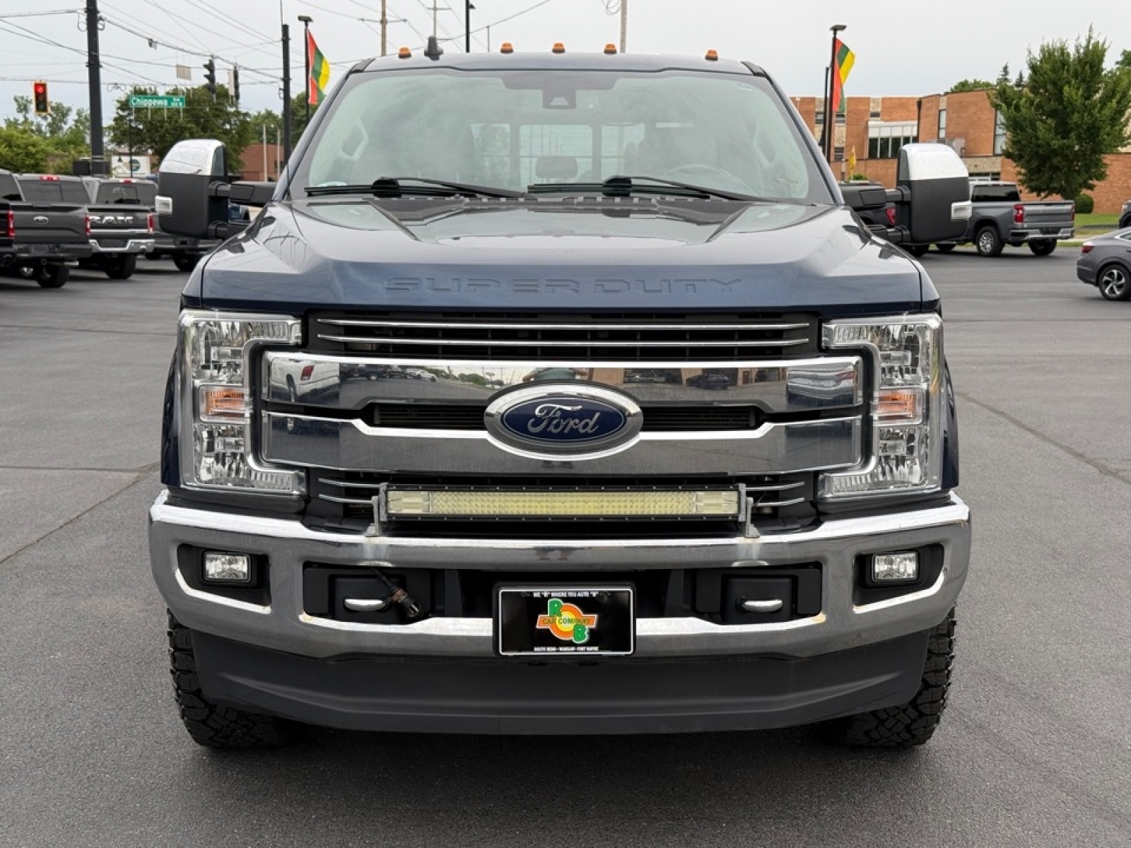 View vehicle photo 3