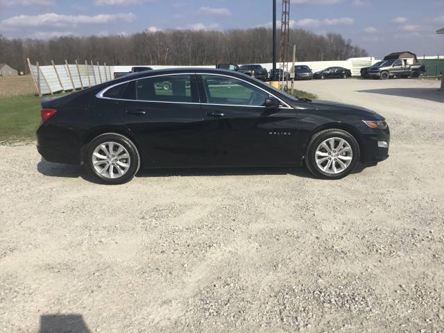 2024 Chevrolet Malibu 1LT - Photo 2