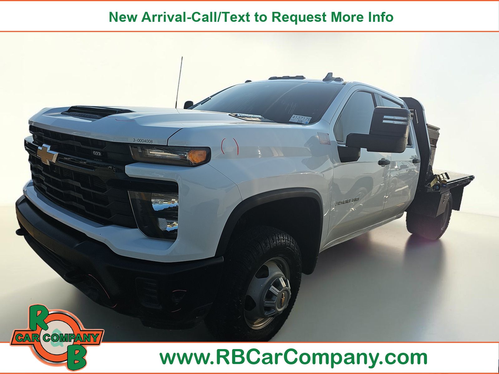 Summit White 2024 Chevrolet Silverado 3500HD Chassis Pickup Truck Four-Wheel Drive Automatic