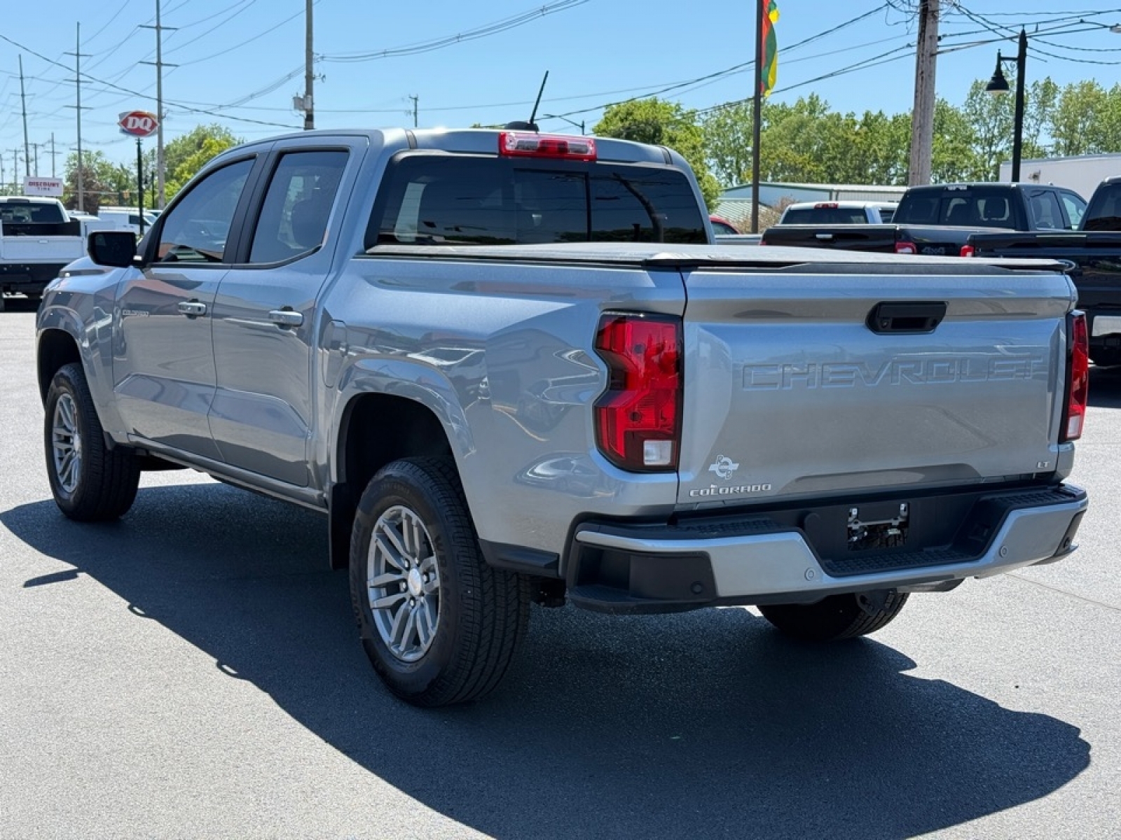 View vehicle photo 6