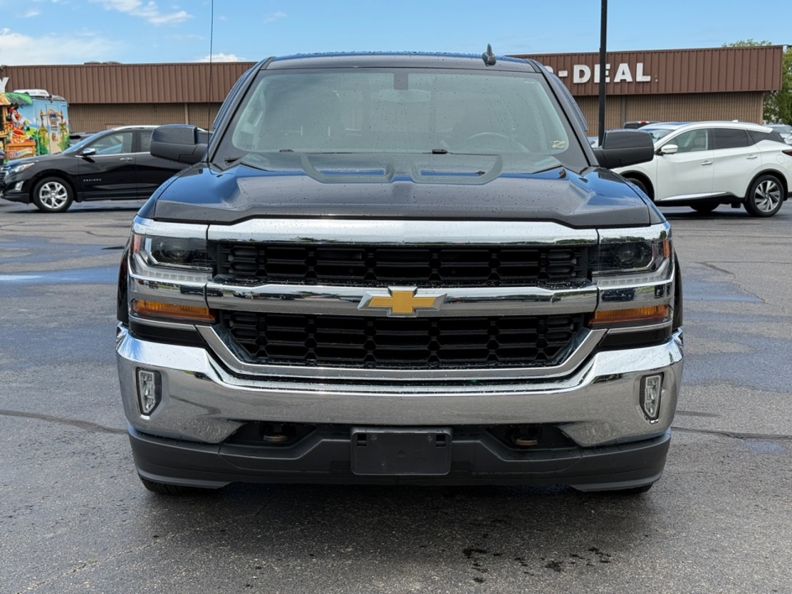 View vehicle photo 3