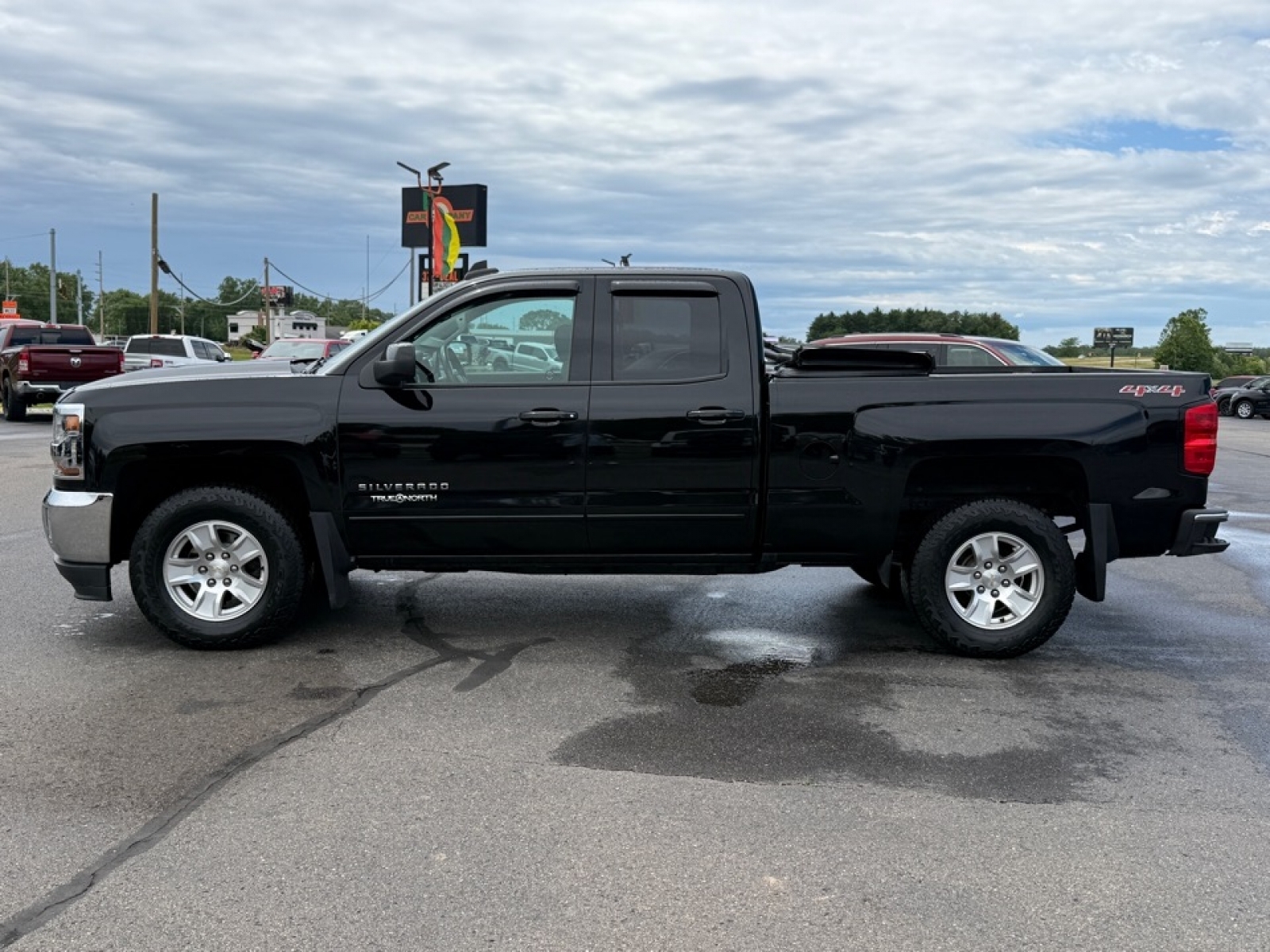 View vehicle photo 5