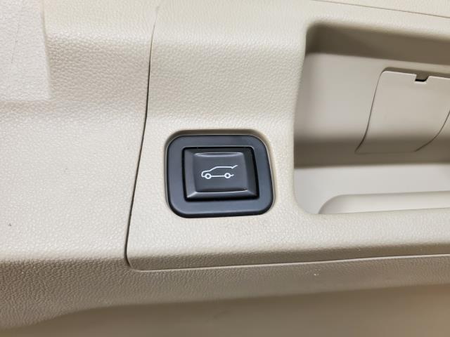 2019 GMC Acadia Denali - Photo 8