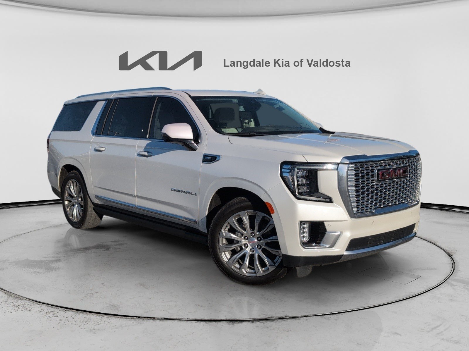 2023 GMC Yukon XL