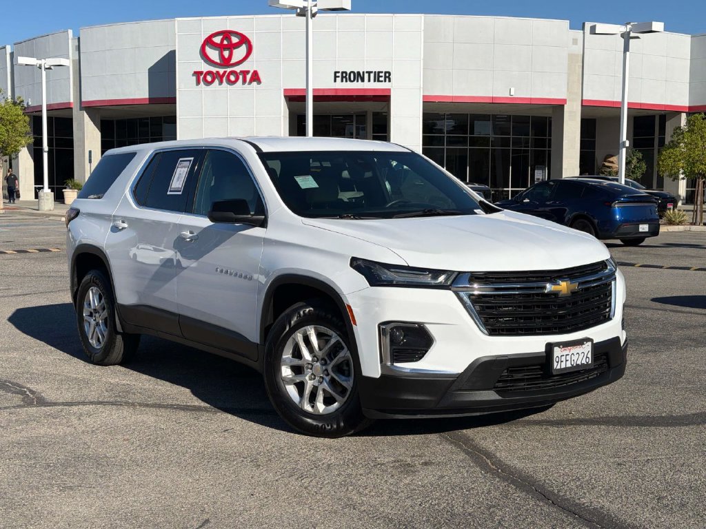 2023 Chevrolet Traverse LS
