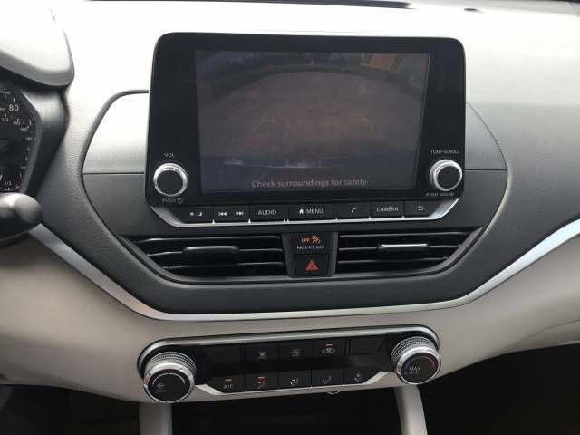 2021 Nissan Altima SV - Photo 17