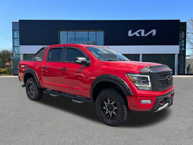 2021 Nissan Titan