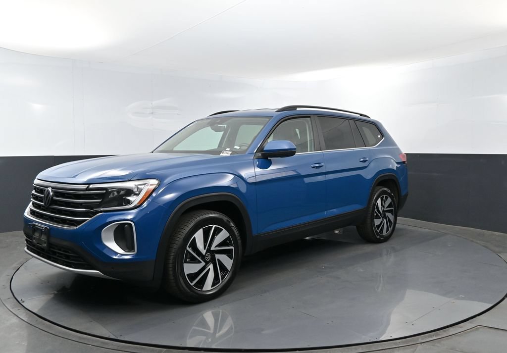 2026 Volkswagen Atlas SE w/Tech