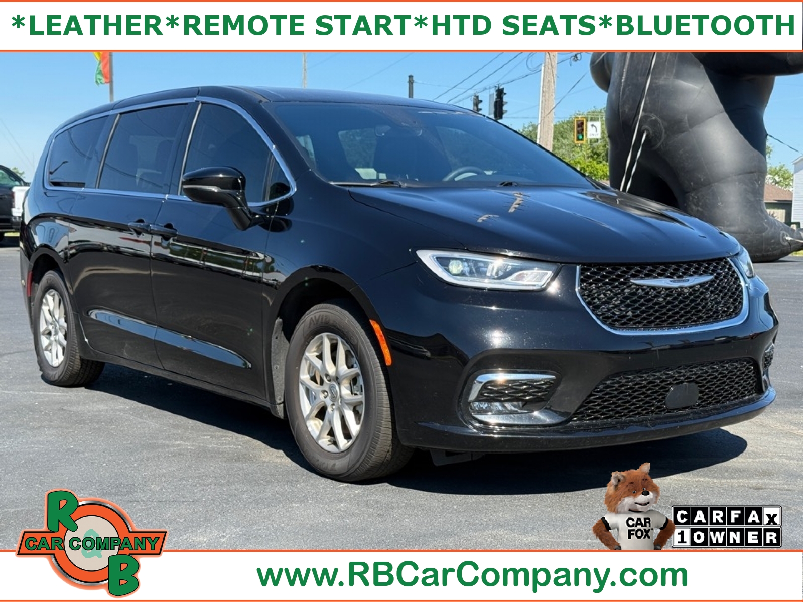 Diamond Black Crystal Pearlcoat 2025 Chrysler Pacifica Select FWD Minivan Front-Wheel Drive 9-Speed Automatic