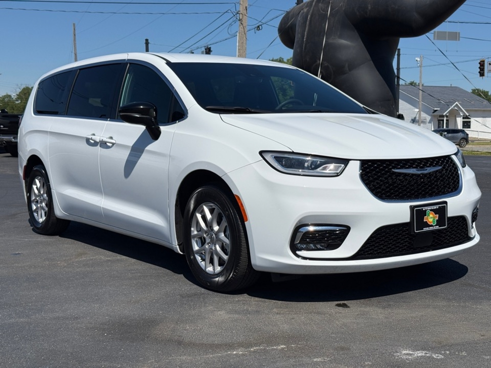View vehicle photo 2