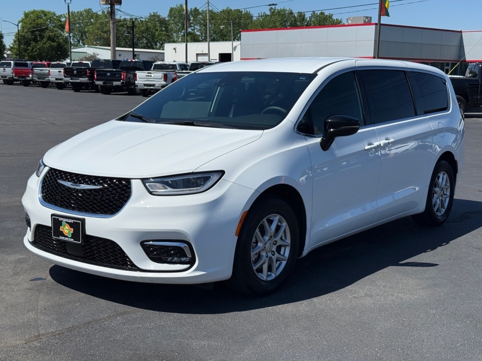 View vehicle photo 4