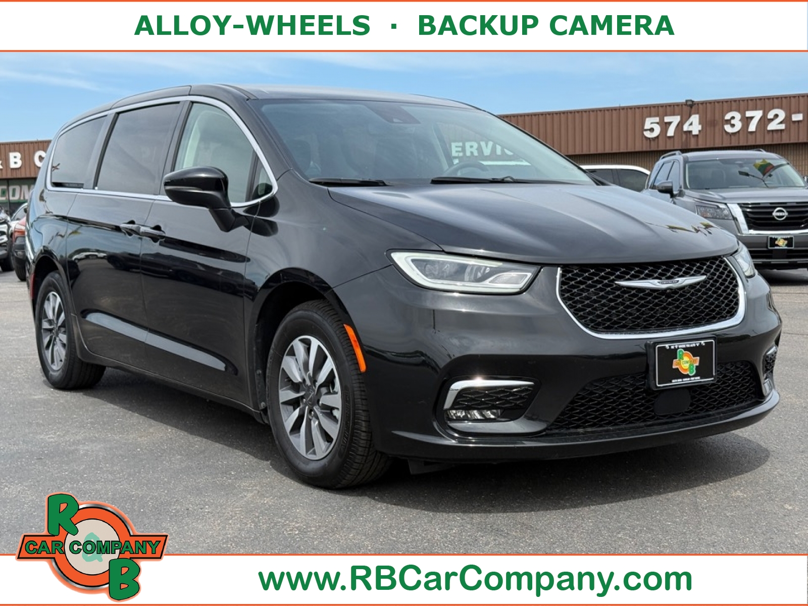 2023 Chrysler Pacifica Hybrid Touring L Hybrid's photo