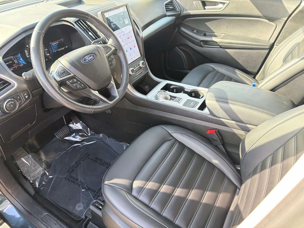 2022 Ford Edge SEL - Photo 7