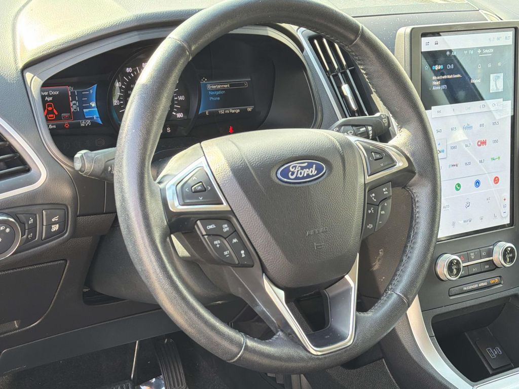 2022 Ford Edge SEL - Photo 8