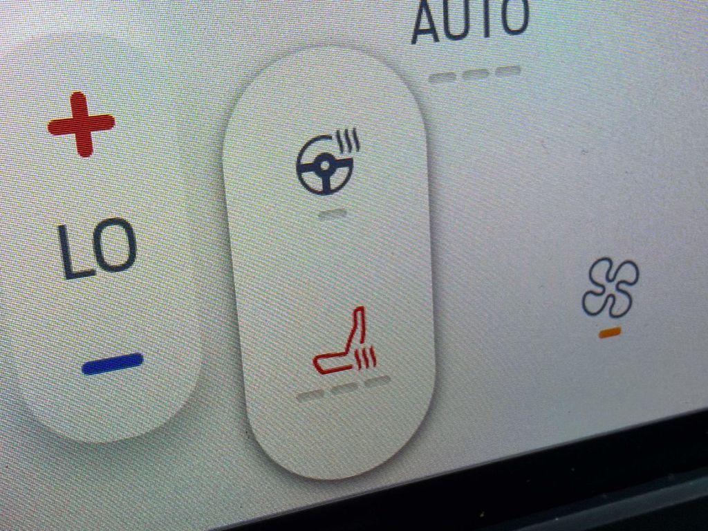 2022 Ford Edge SEL - Photo 18