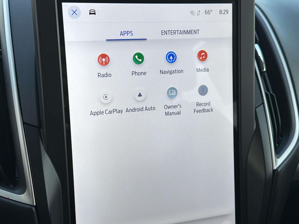 2022 Ford Edge SEL - Photo 19