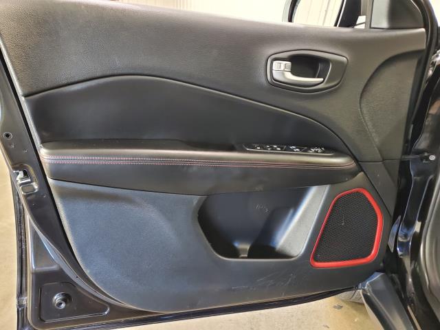 2018 Jeep Compass Trailhawk - Photo 12