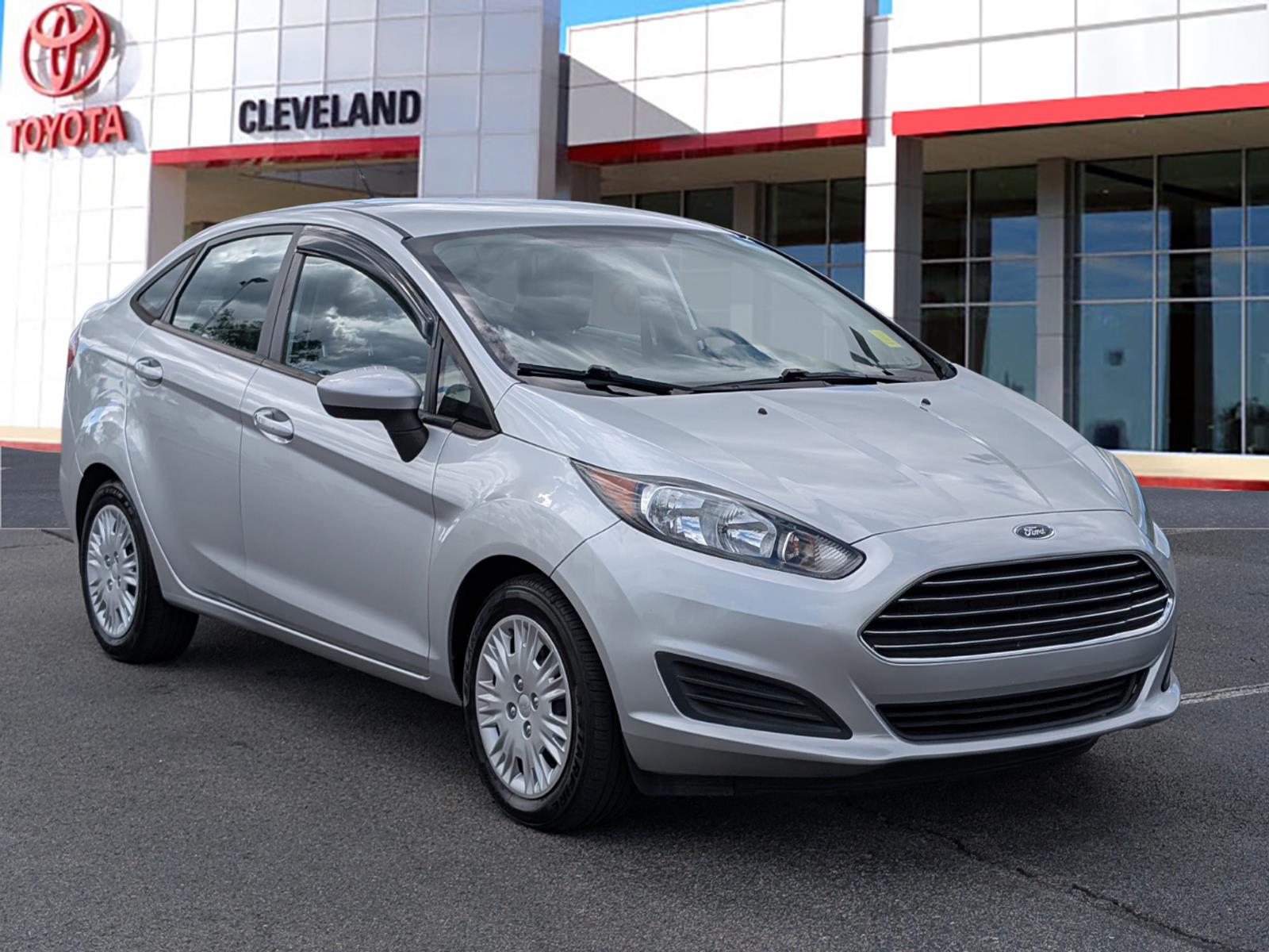 Used 2015 Ford Fiesta S with VIN 3FADP4AJ0FM120906 for sale in Chattanooga, TN