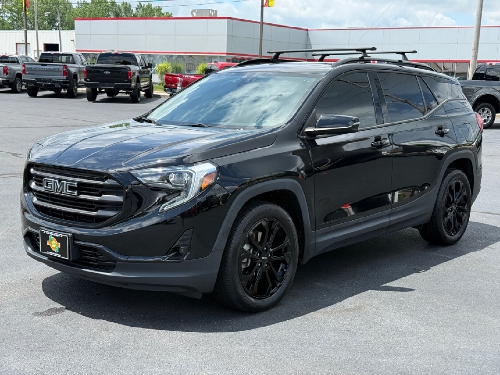 View vehicle photo 4