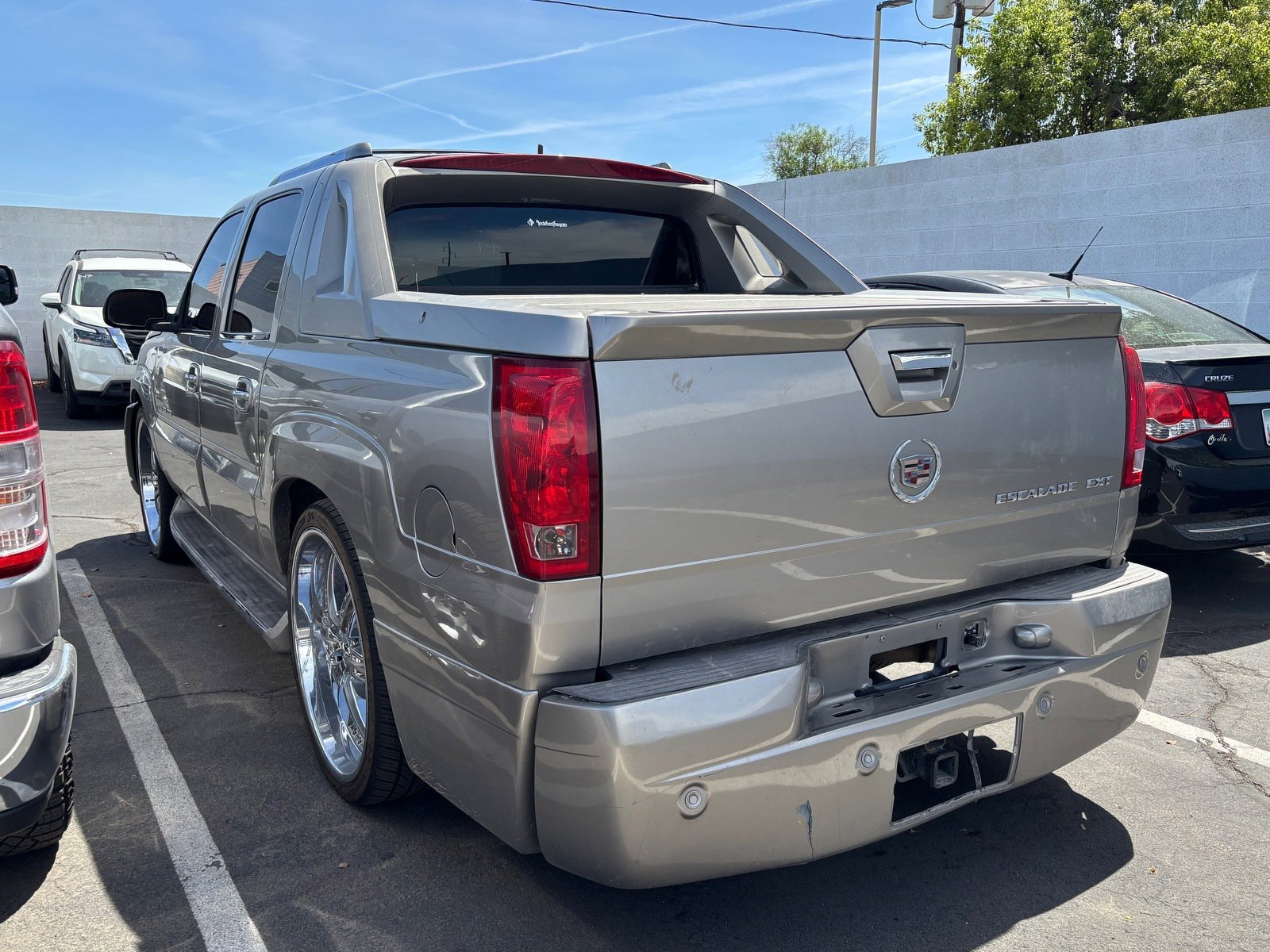 2002 Cadillac Escalade Ext Standard for Sale | 258171 | Sands