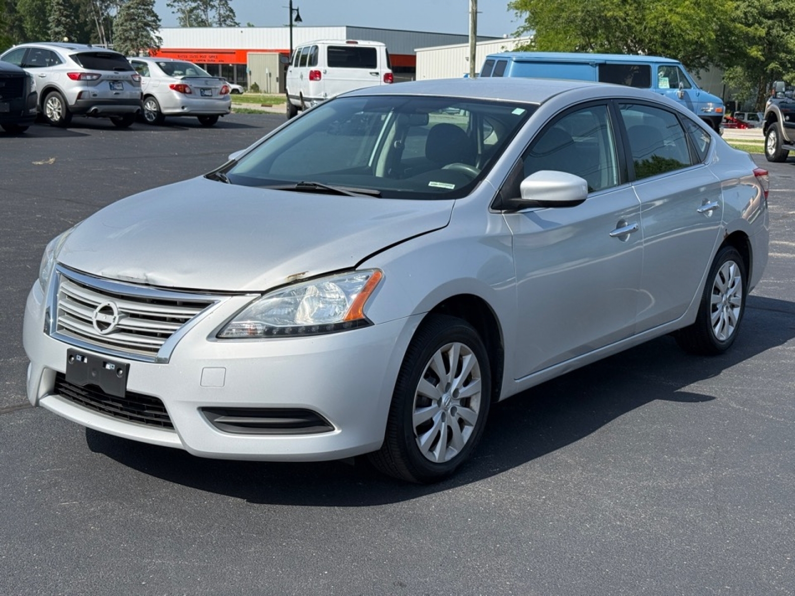 View vehicle photo 4