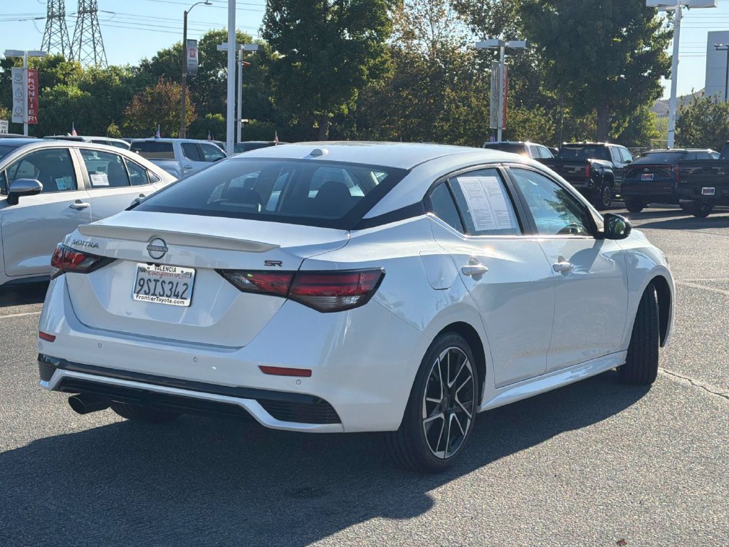 2025 Nissan Sentra SR - Photo 4