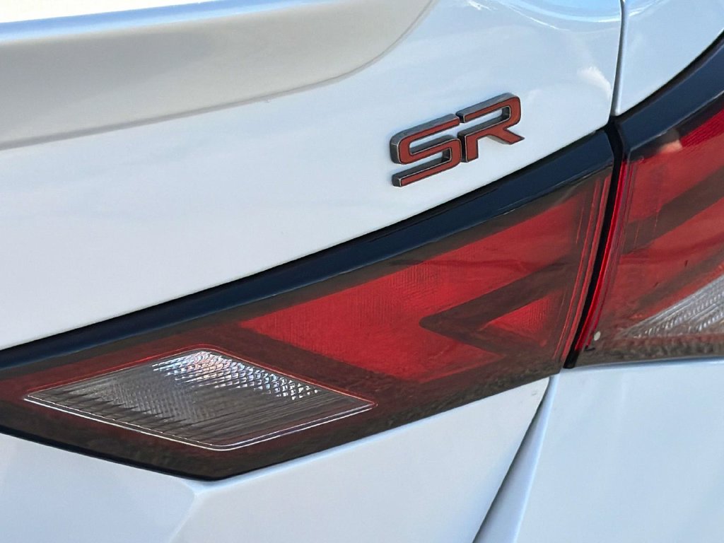 2025 Nissan Sentra SR - Photo 7