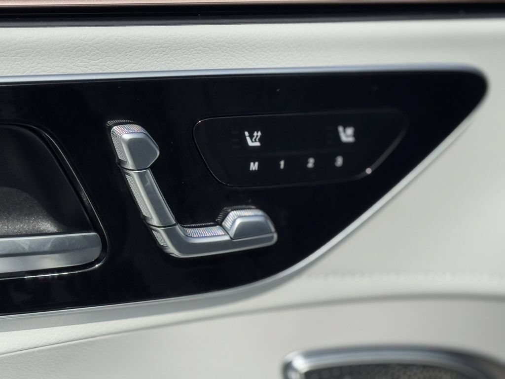 2026 Mercedes-Benz EQE SUV Base - Photo 16