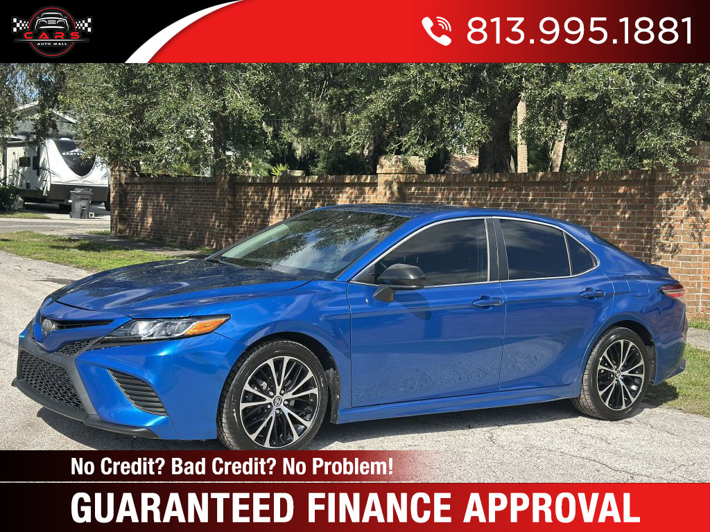 2020 Toyota Camry SE