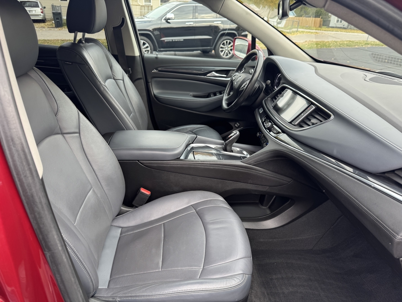 2018 Buick Enclave Essence - Photo 8