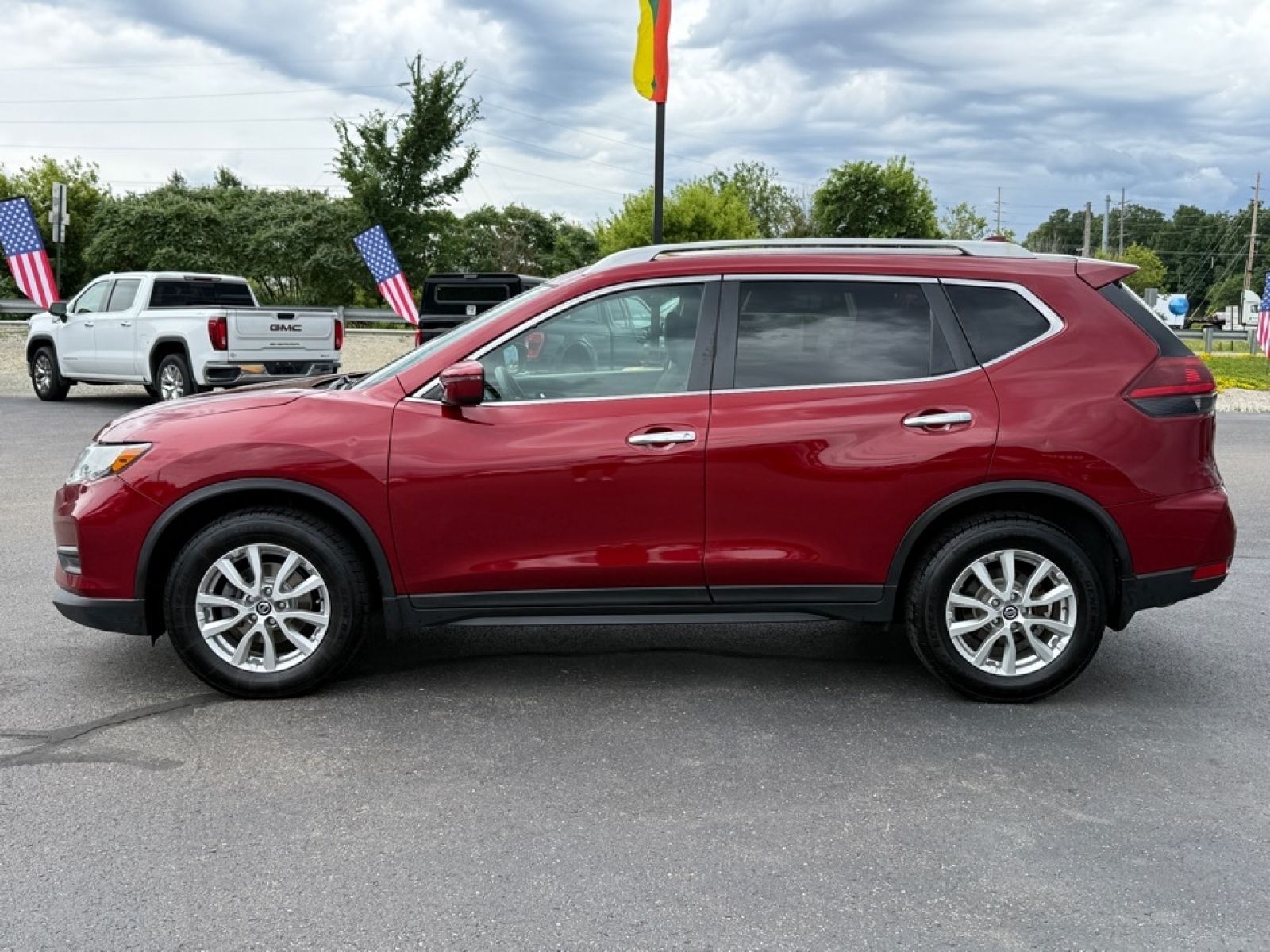 View vehicle photo 5
