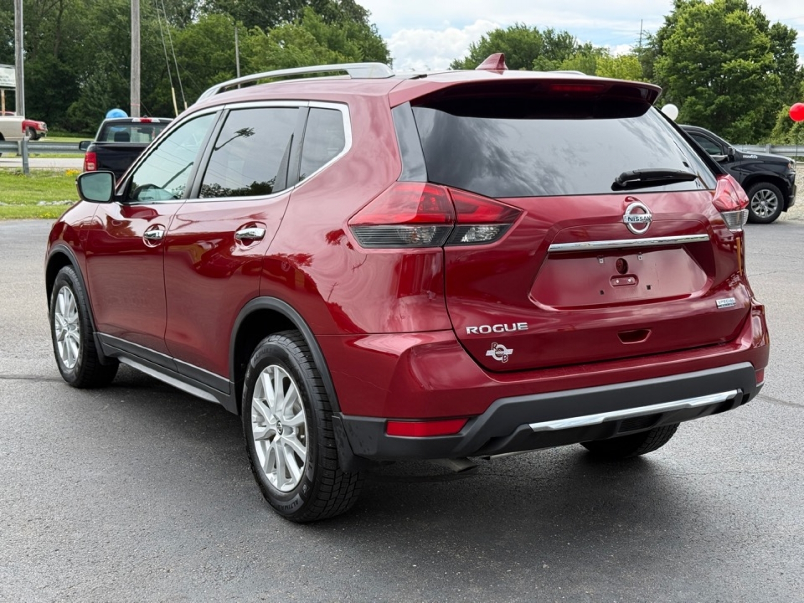 View vehicle photo 6