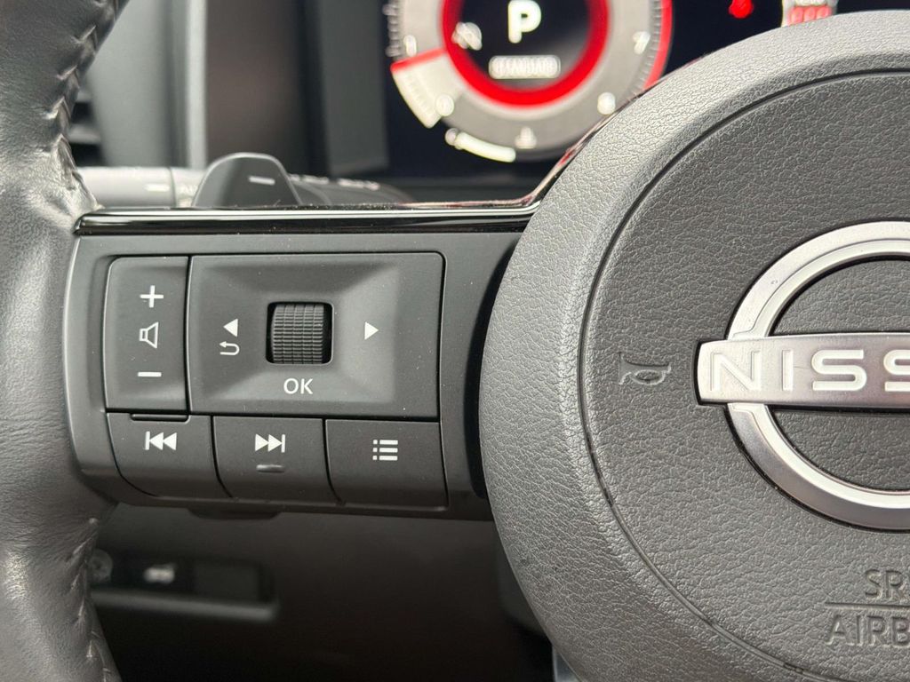 2024 Nissan Rogue SL - Photo 11