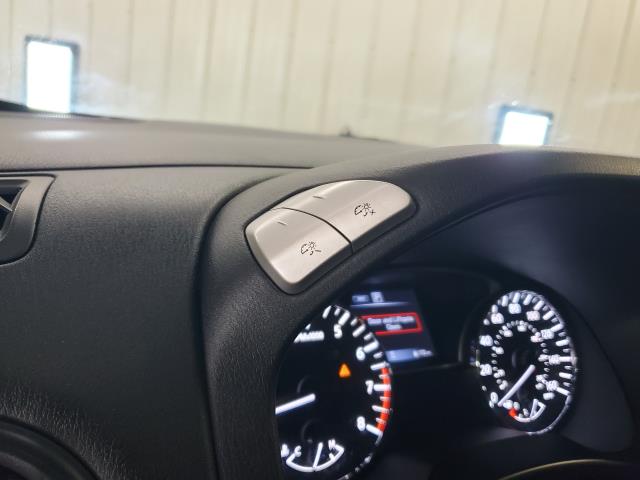 2019 Nissan Pathfinder S - Photo 16