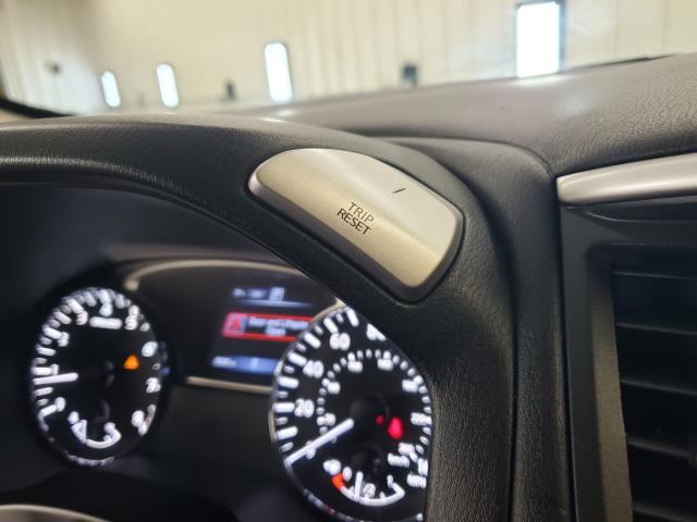 2019 Nissan Pathfinder S - Photo 17
