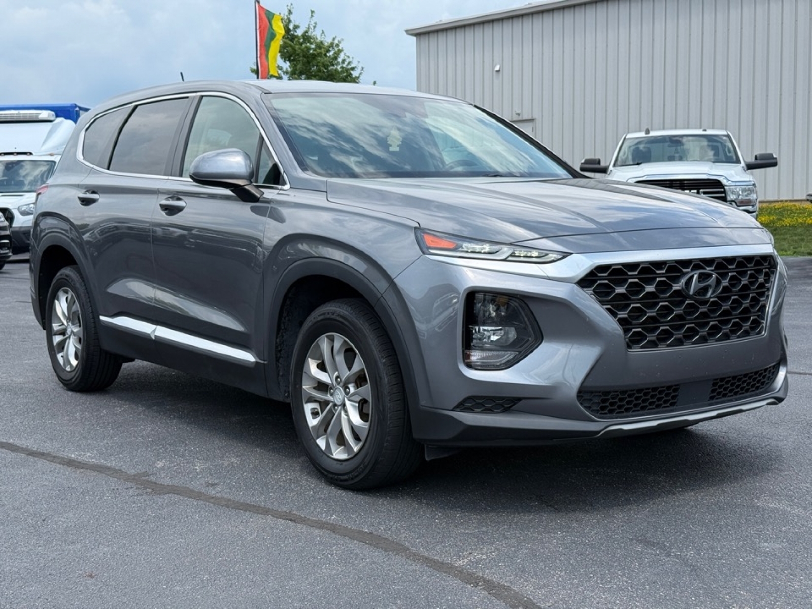 View vehicle photo 2
