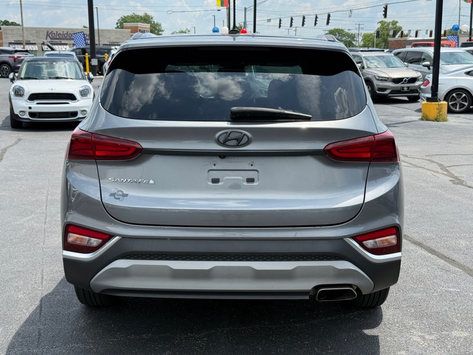 View vehicle photo 7