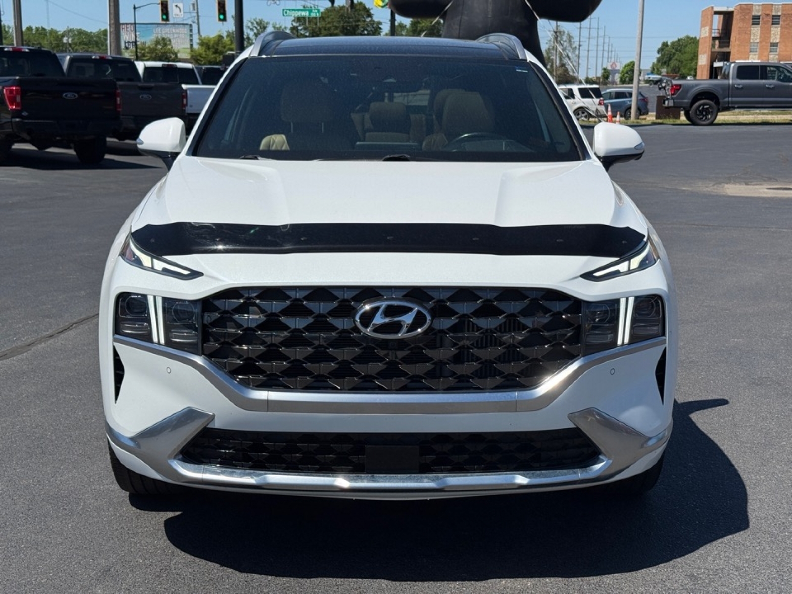 View vehicle photo 3