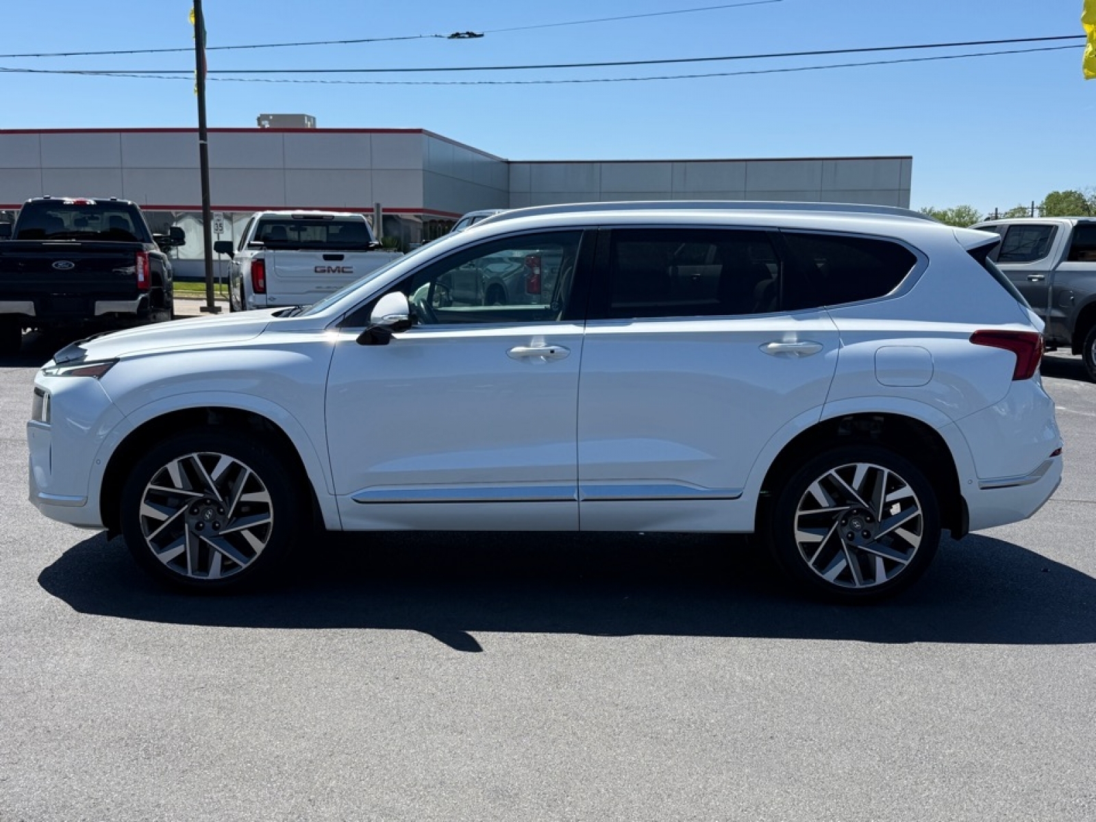 View vehicle photo 5