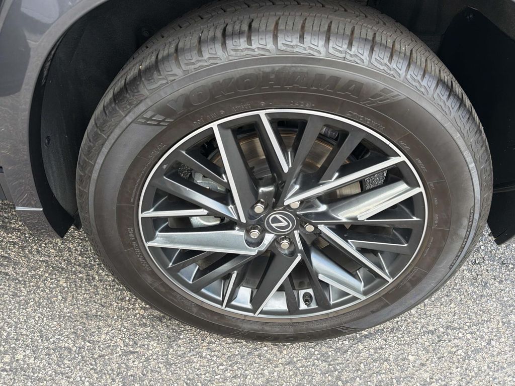 2024 Lexus TX 350 - Photo 12