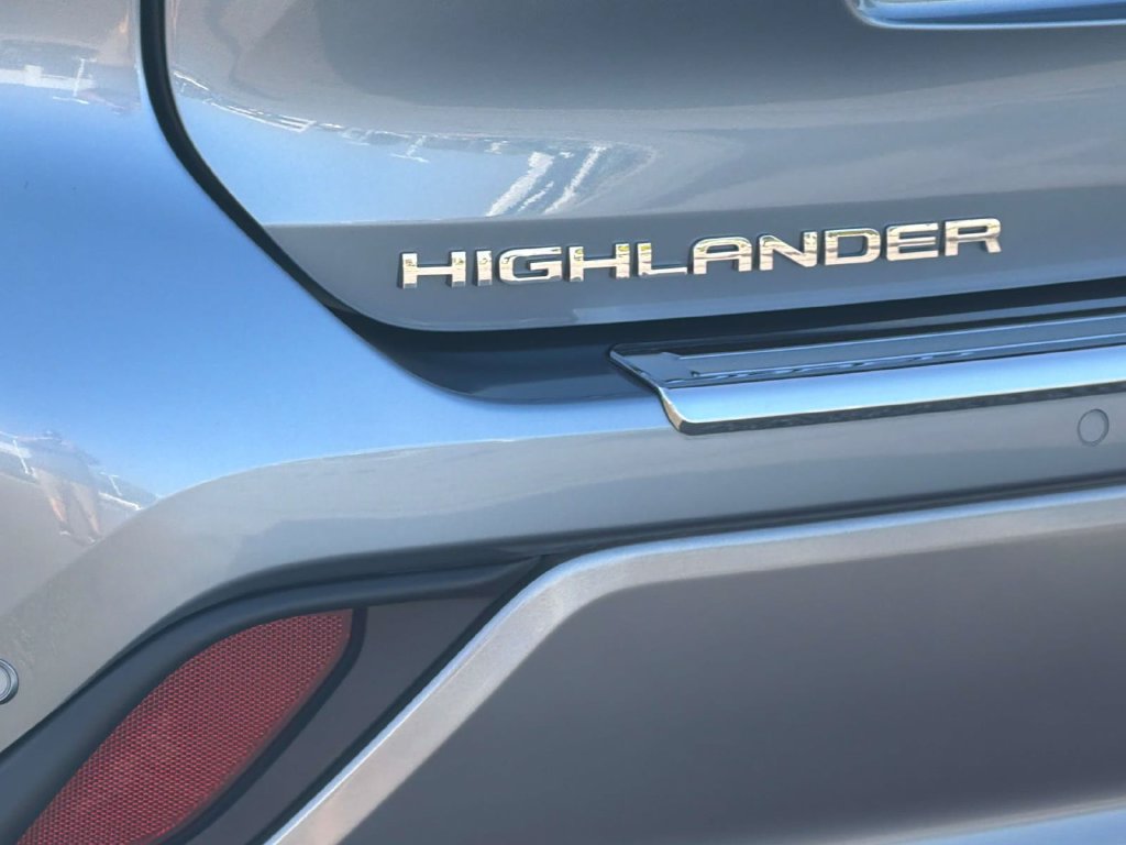 2023 Toyota Highlander Platinum - Photo 6