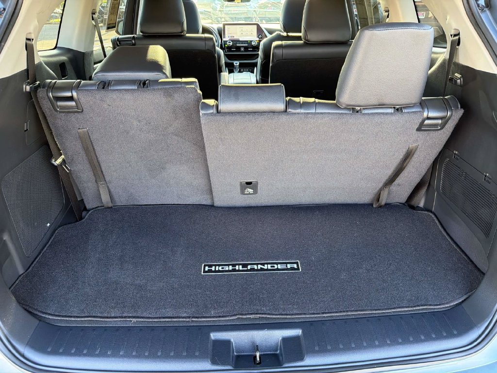 2023 Toyota Highlander Platinum - Photo 8