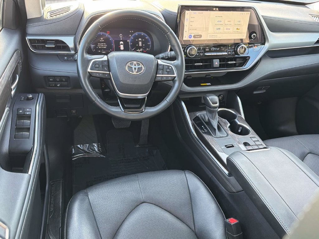2023 Toyota Highlander Platinum - Photo 10