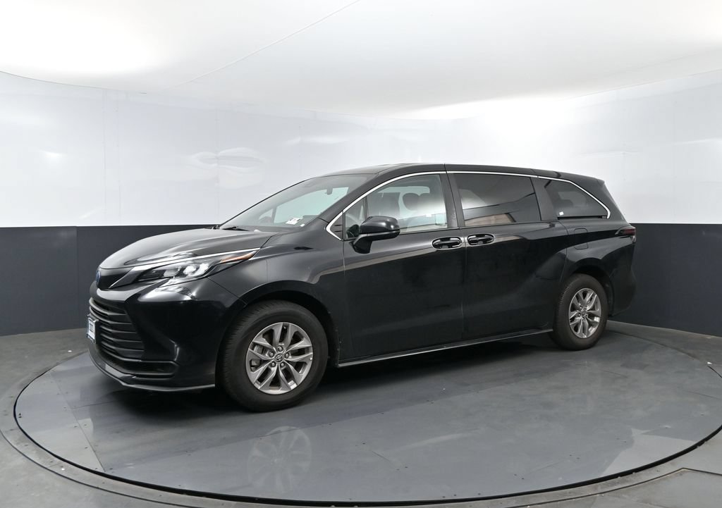 2025 Toyota Sienna