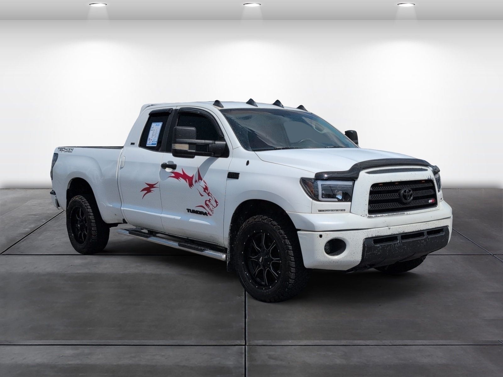 Used 2007 Toyota Tundra SR5 with VIN 5TFBV54107X010426 for sale in Chattanooga, TN