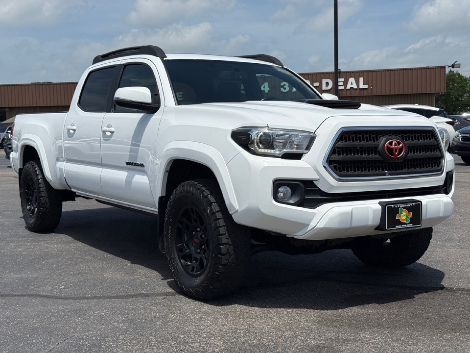 View vehicle photo 2