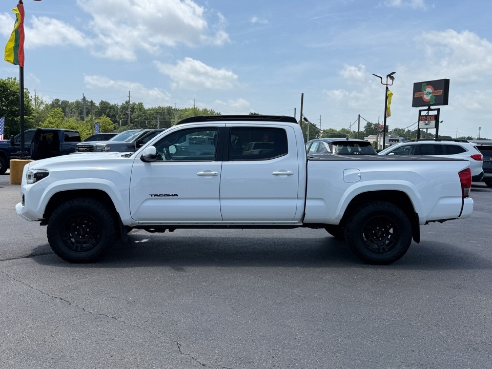 View vehicle photo 5